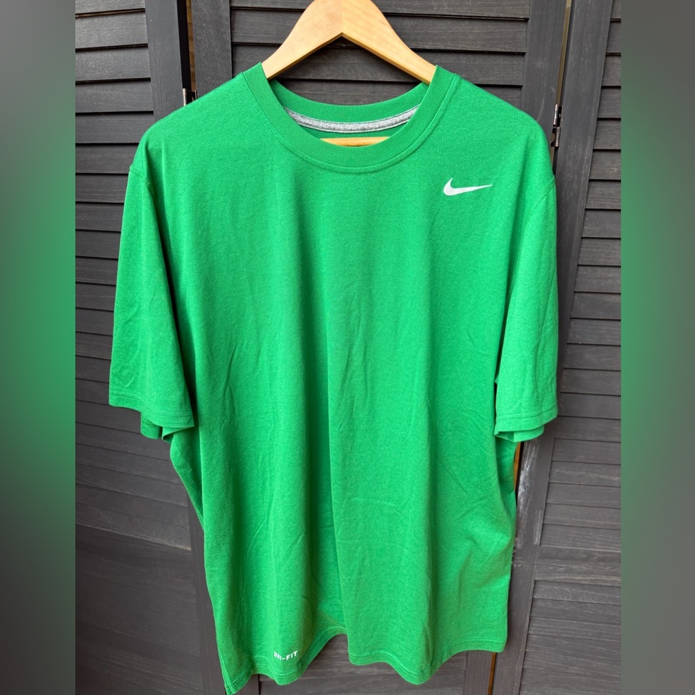 Nike Men’s Bright Green Dri-FIT Crew Neck Tee
